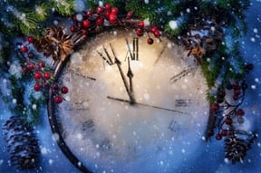 Holiday clock about to strike 12, illustrating the end of the year for any inside sales team